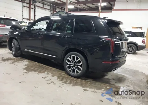 2021 Cadillac Xt6 Awd Sport z USA, uszkodzony, nr VIN 1GYKPGRS8MZ129844